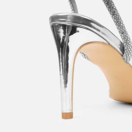 Chaussures femme sandales à lanière argent diamante recouvert de strass.Idéale pour vos tenues de soirées et mariage.
