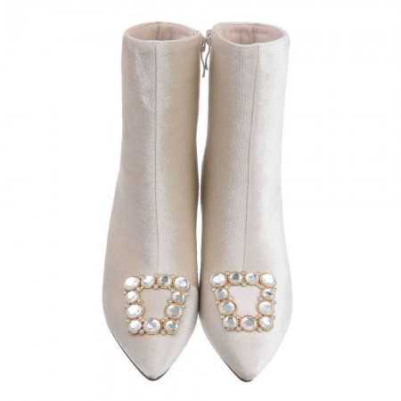 MISS CADY Chaussures femme bottines en velours petit talon et bijoux sur le devant soirée mariage beige