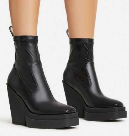 MISS HOLLY Chaussures pour femme bottes bottines compensées mat noir lisse